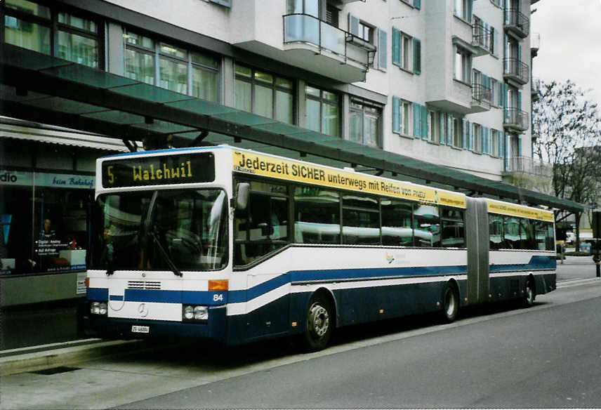 (101'313) - ZVB Zug - Nr. 84/ZG 46'084 - Mercedes am 26. November 2007 beim Bahnhof Zug