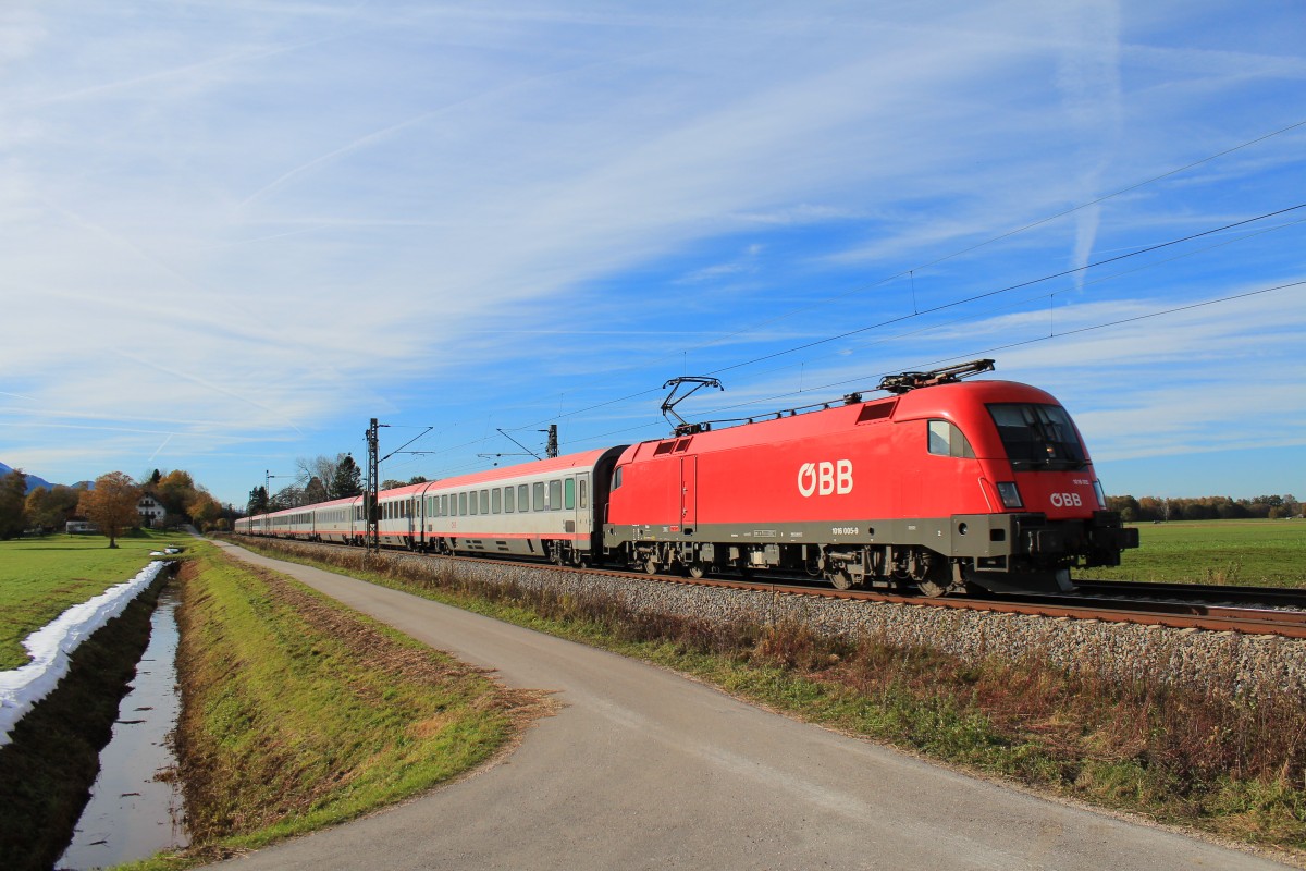 1016 005-9 am 3. November 2012 kurz vor bersee.