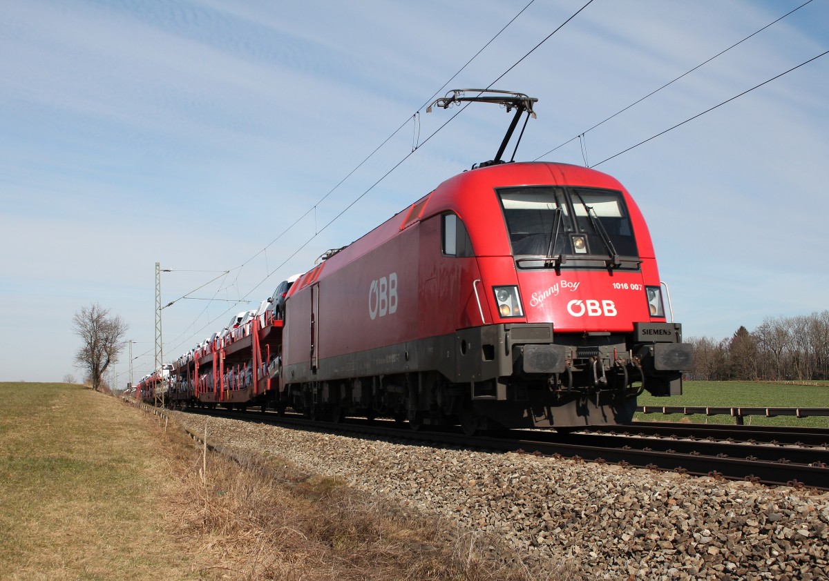 1016 007-5 Sonny Boy  am 7. Mrz 2015 mit einem Autozug bei Hilperting.