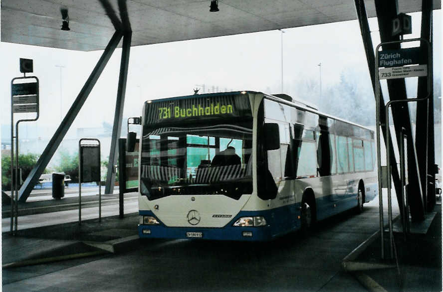 (102'307) - Maag, Kloten - Nr. 32/ZH 590'932 - Mercedes am 23. Dezember 2007 in Kloten, Flughafen