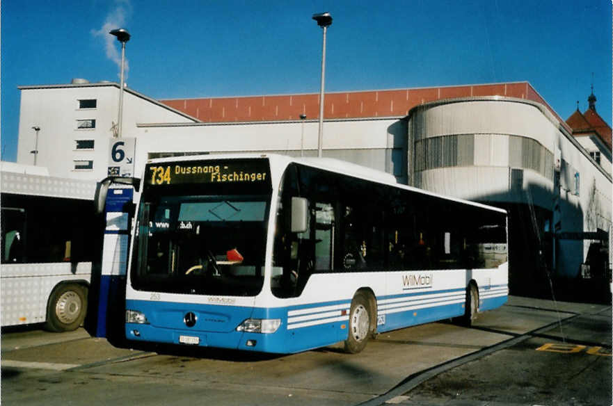 (102'501) - WilMobil, Wil - Nr. 253/SG 187'255 - Mercedes am 29. Dezember 2007 beim Bahnhof Wil