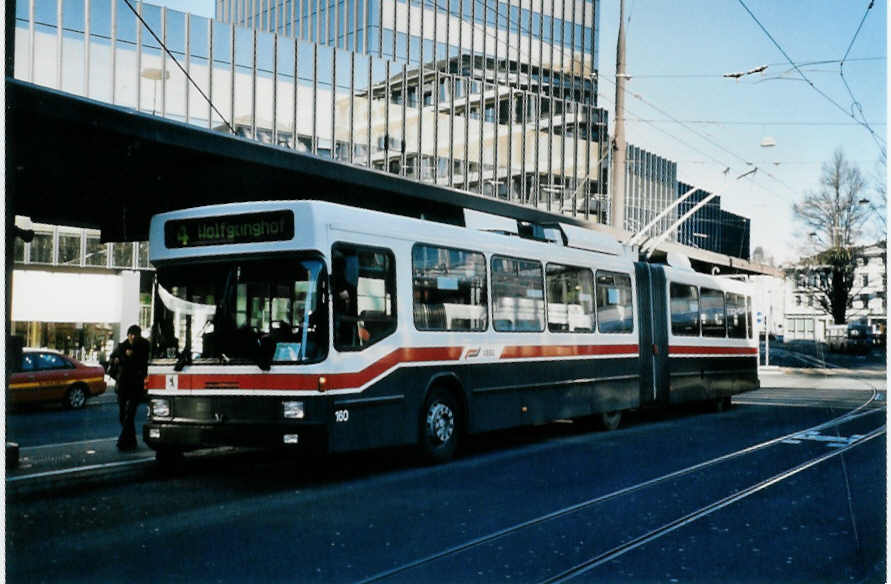 (102'524) - VBSG St. Gallen - Nr. 160 - NAW/Hess Gelenktrolleybus am 29. Dezember 2007 beim Bahnhof St. Gallen