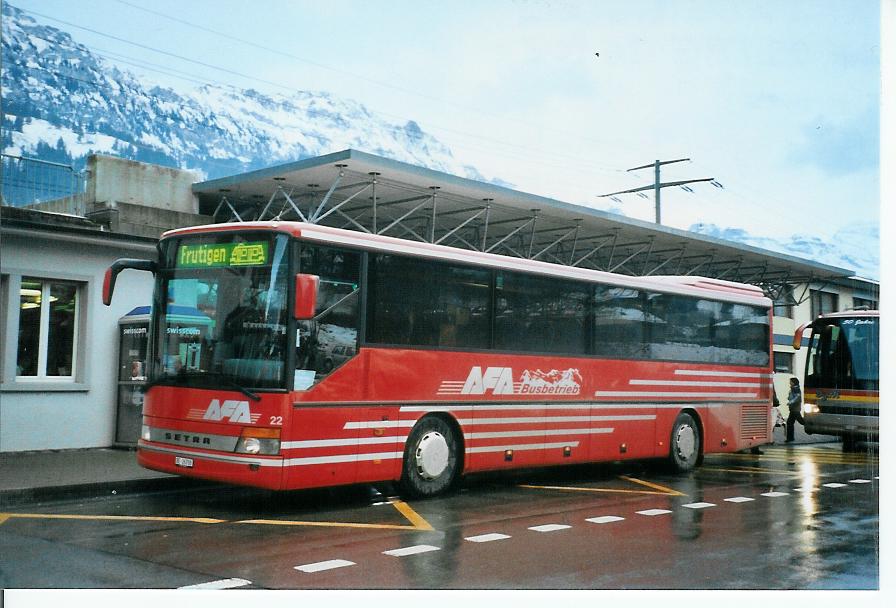 (103'313) - AFA Adelboden - Nr. 22/BE 26'708 - Setra (ex Nr. 8) am 6. Januar 2008 beim Bahnhof Frutigen