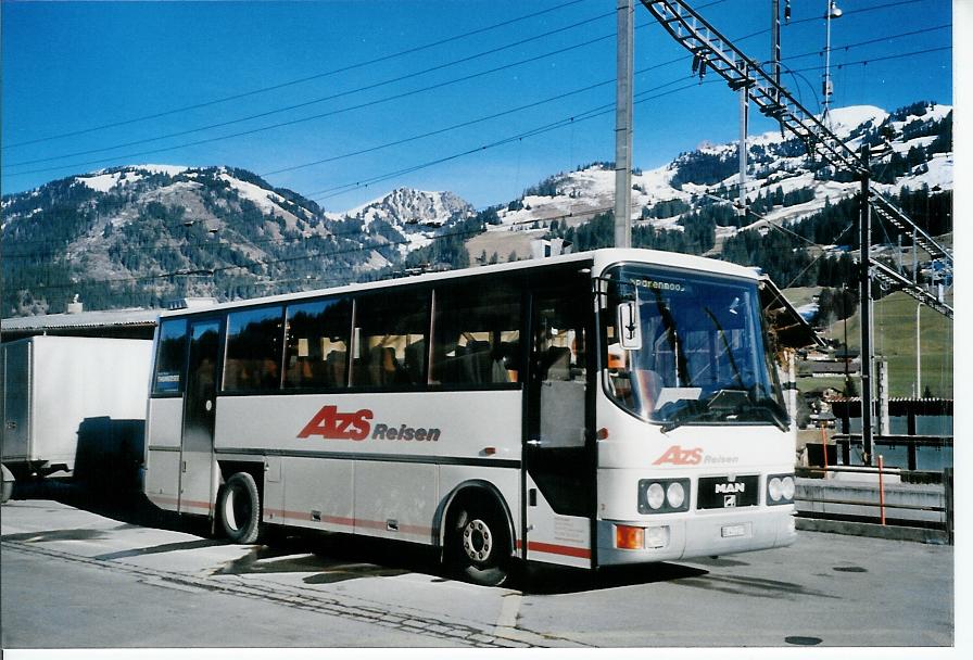 (103'636) - AZS Zweisimmen - Nr. 3/BE 471'277 - MAN/Gppel (ex STI Thun Nr. 10; ex TSG Blumenstein Nr. 10) am 21. Januar 2008 beim Bahnhof Zweisimmen