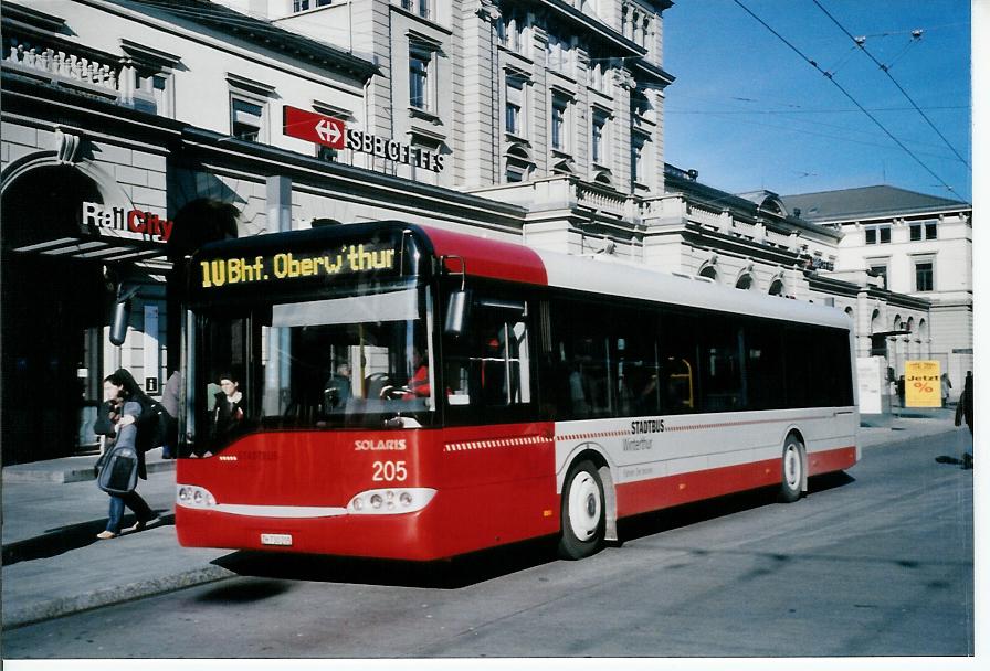 (103'732) - SW Winterthur - Nr. 205/ZH 730'205 - Solaris am 28. Januar 2008 beim Hauptbahnhof Winterthur