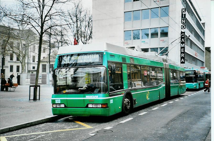 (104'527) - BVB Basel - Nr. 933 - Neoplan Gelenktrolleybus am 20. Februar 2008 in Basel, Claraplatz