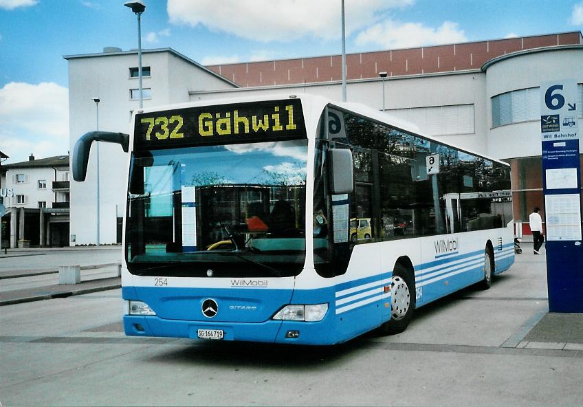 (106'330) - WilMobil, Wil - Nr. 254/SG 164'719 - Mercedes am 13. April 2008 beim Bahnhof Wil