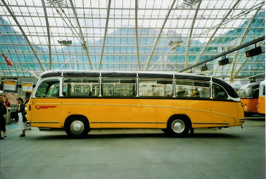 (107'206) - Zimmerli J., Oftringen - AG 57'298 - Berna/Tscher (ex Stutz, Oberlunkhofen; ex Leu, Schongau; ex Wicki, Bremgarten; ex P 22'054; ex P 20'704) am 24. Mai 2008 in Chur, Postautostation