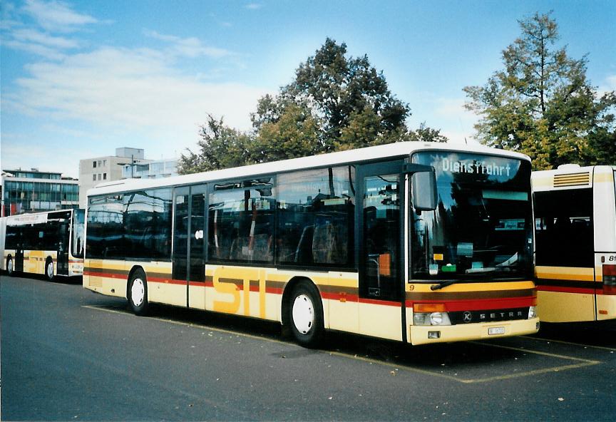 (111'325) - STI Thun - Nr. 9/BE 36'720 - Setra (ex AvH Heimenschwand Nr. 9) am 1. Oktober 2008 beim Bahnhof Thun (prov. Haltestelle)