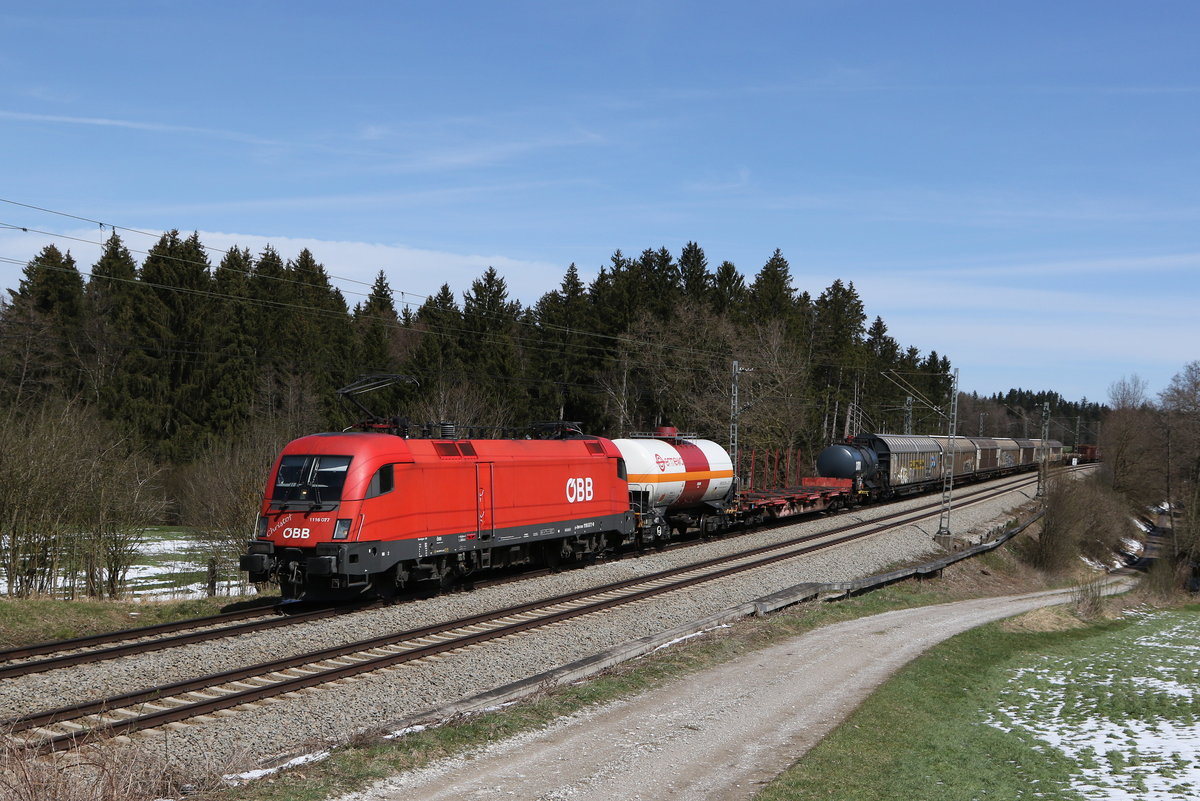 1116 077  Christof  mit einem  Mischer aus Salzburg kommend am 9. April 2021 bei Grabensttt.