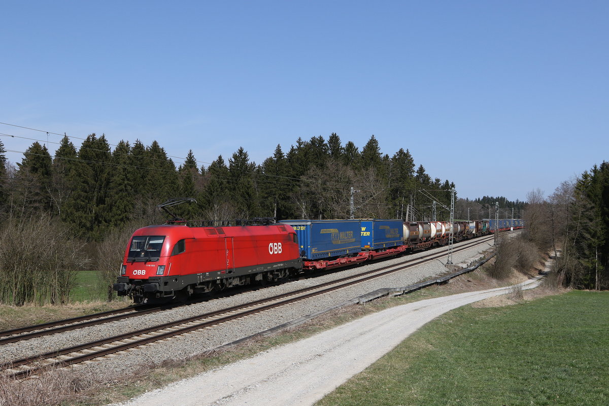1116 150 mit einem  KLV  aus Salzburg kommend am 1. April 2021 bei Grabensttt im Chiemgau.