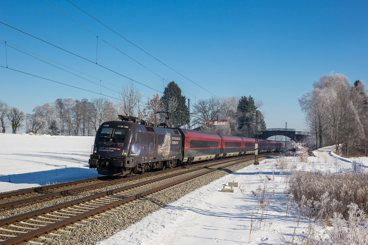 1116 158  Licht ins Dunkel  mit einer Railjet-Garnitur am 29. Januar 2017 bei bersee am Chiemsee.