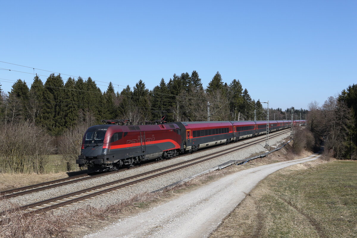 1116 201 am 3. Mrz bei Grabensttt im Chiemgau.
