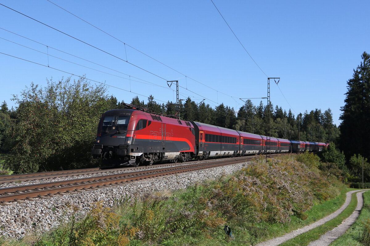 1116 202 aus Salzburg kommend am 20. September 2025 bei Ufering.