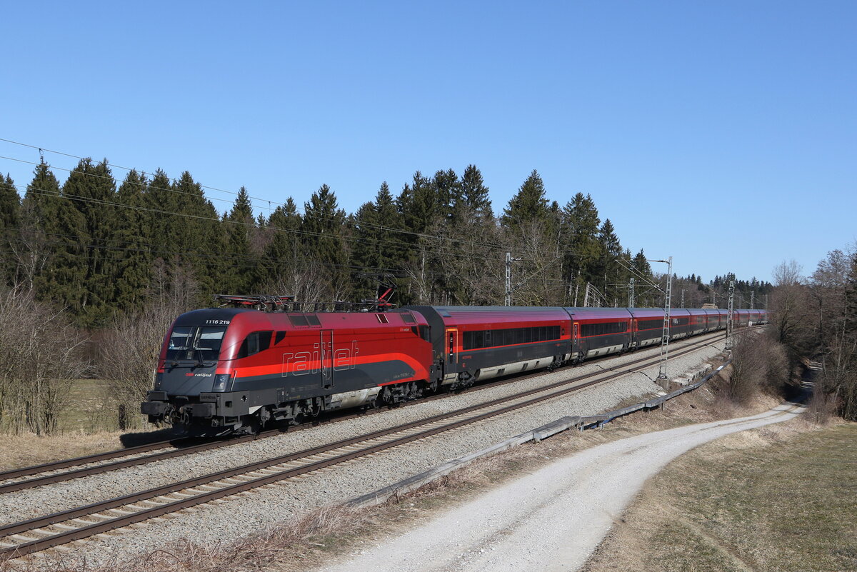 1116 219 aus Salzburg kommend am 9. Mrz 2022 bei Grabensttt.