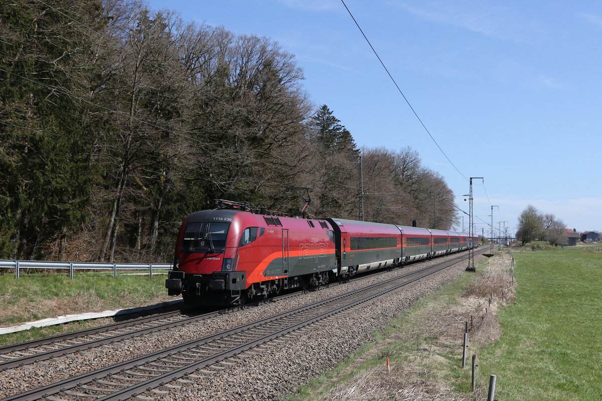 1116 230 aus Salzburg kommend am 11. April 2025 bei Hufschlag.
