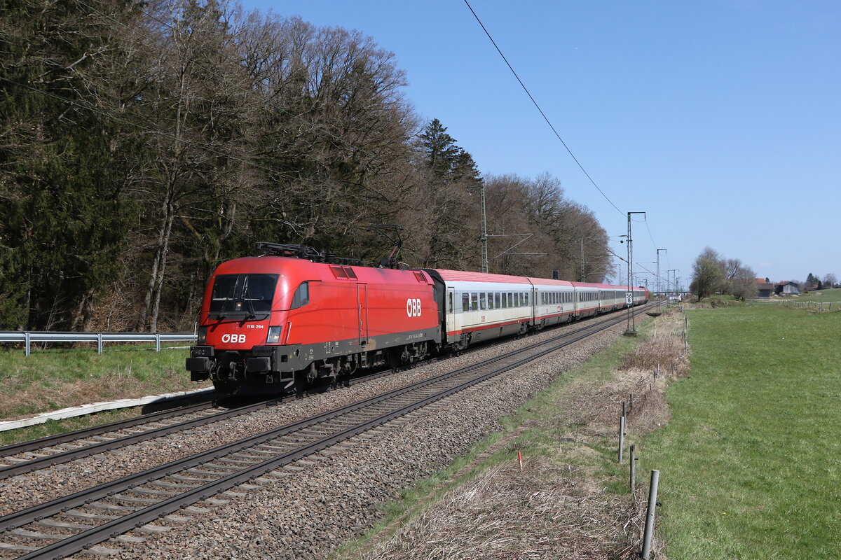 1116 264 war am 11. April 2025 mit einem  EC  bei Hufschlag auf dem Weg nach Mnchen.