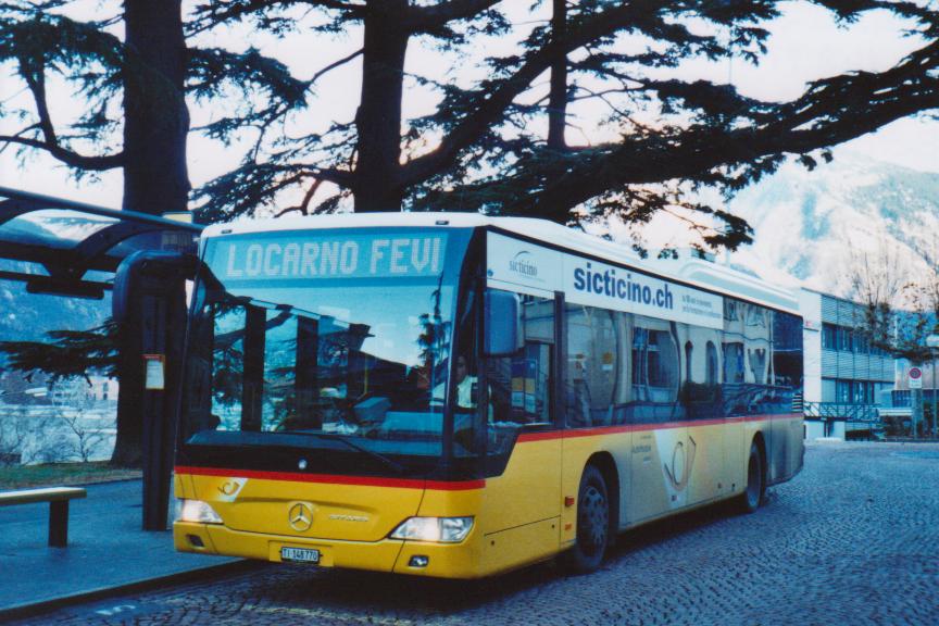 (112'405) - Starnini, Tenero - TI 148'770 - Mercedes am 8. Dezember 2008 beim Bahnhof Bellinzona