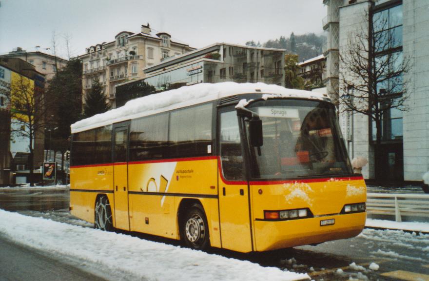 (112'801) - Starnini, Tenero - TI 21'111 - Neoplan am 11. Dezember 2008 beim Bahnhof Locarno