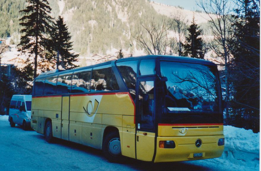 (113'705) - Anthamatten, Saas-Almagell - VS 241'970 - Mercedes (ex PostAuto Oberwallis; ex P 25'111) am 11. Januar 2009 in Adelboden, ASB