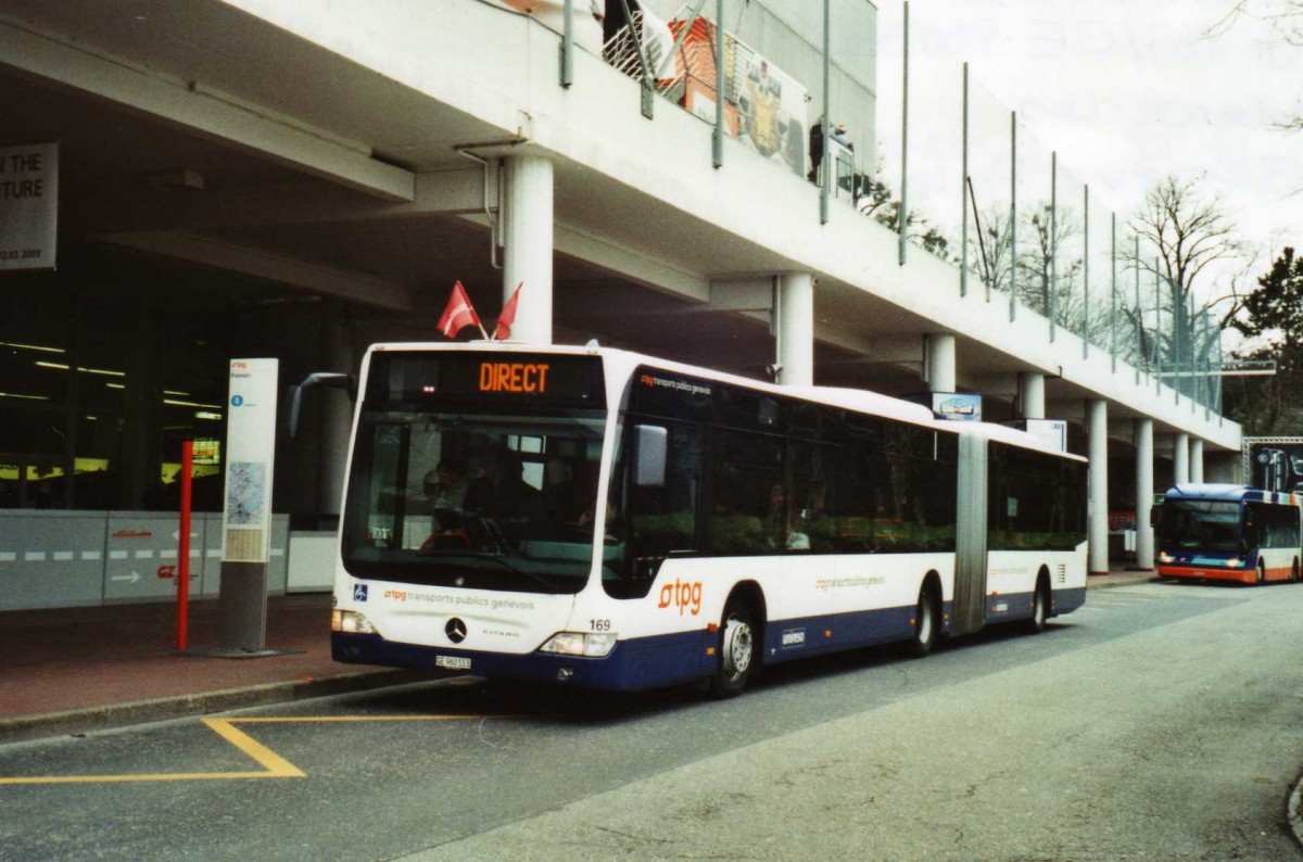 (114'820) - TPG Genve - Nr. 169/GE 960'553 - Mercedes am 8. Mrz 2009 in Genve, Palexpo