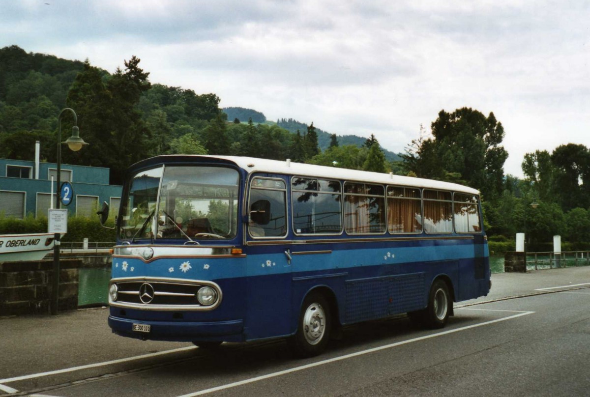 (119'036) - Mller, Lenk - BE 300'101 - Mercedes am 11. Juli 2009 bei der Schifflndte Thun