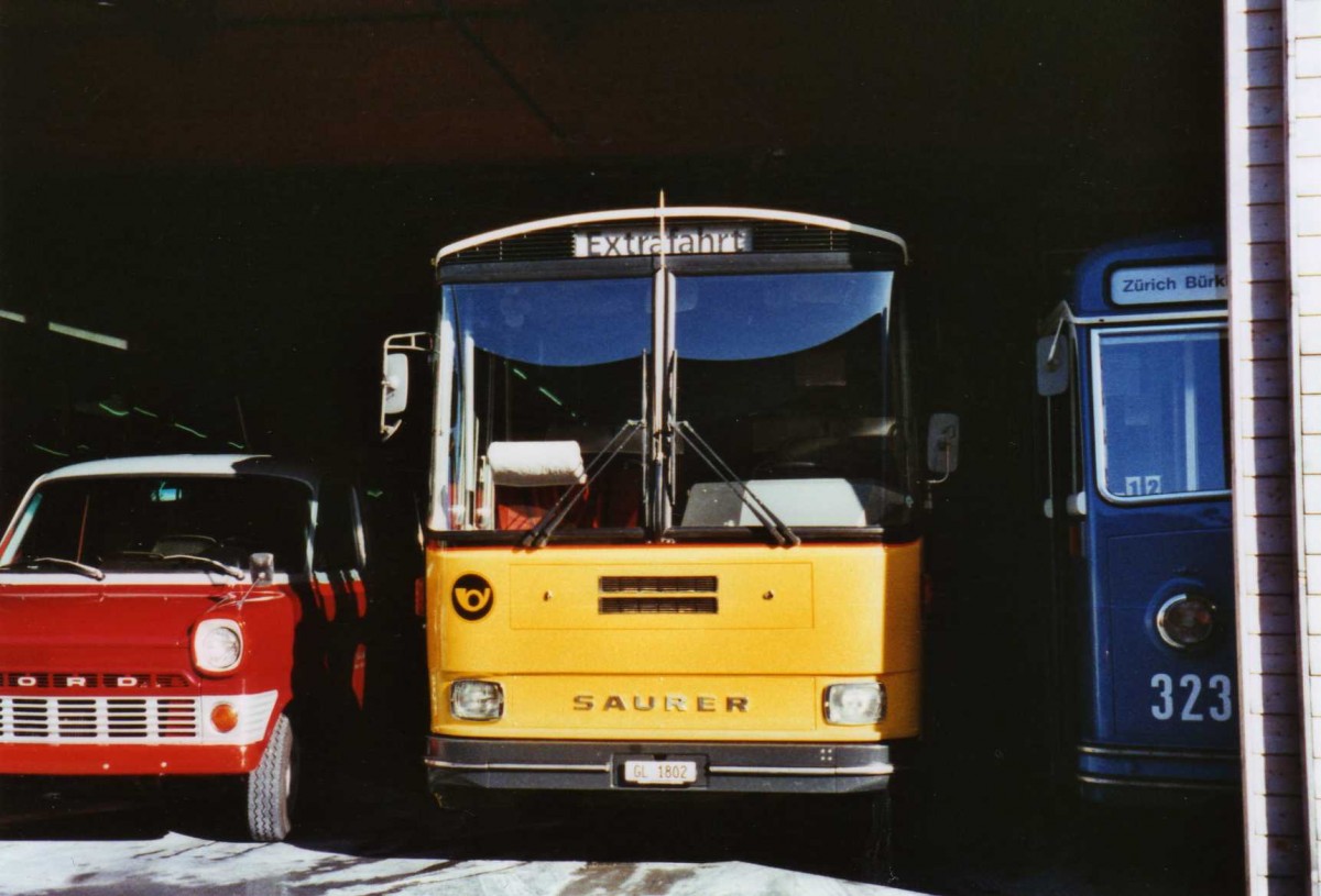 (121'803) - Biegger, Uster - Nr. 9/GL 1802 - Saurer/R&J (ex P 24'366) am 24. Oktober 2009 in Ziegelbrcke, Museum