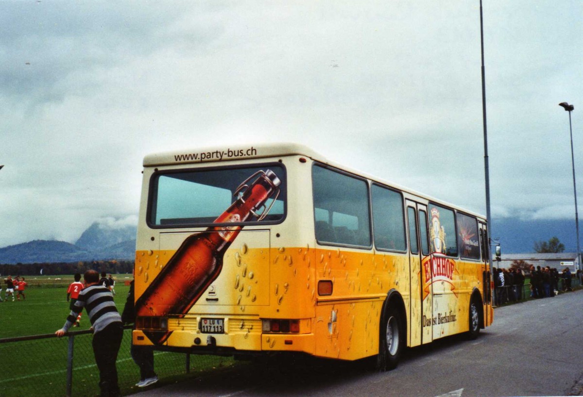 (121'815) - Party-Bus, Ruswil - LU 117'113 - Saurer/R&J (ex Stirnimann, Neuenkirch Nr. 42) am 25. Oktober 2009 in Thun-Lerchenfeld, Waldeck