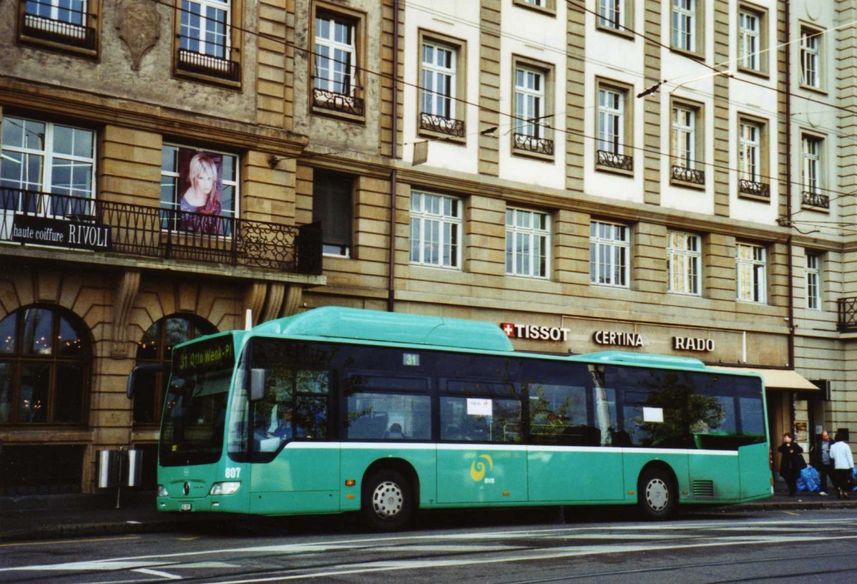 (122'117) - BVB Basel - Nr. 807/BS 2807 - Mercedes am 17. November 2009 in Basel, Schifflnde