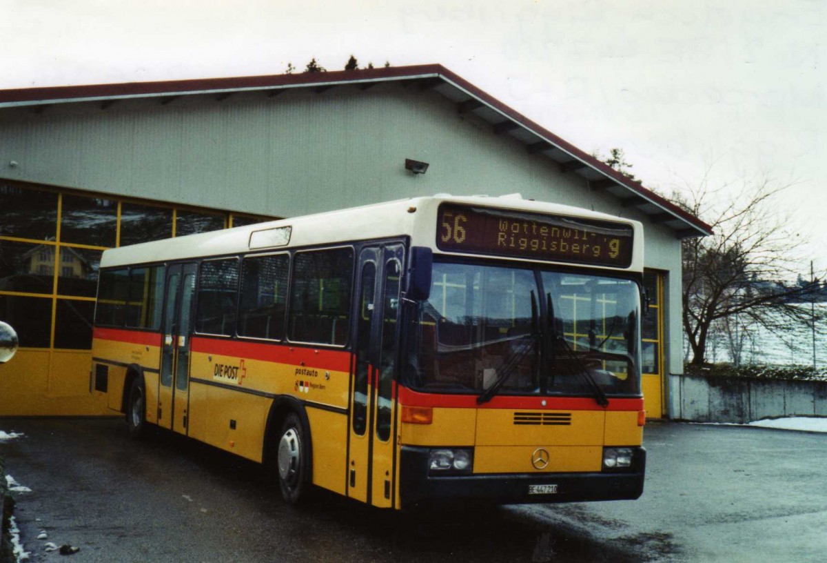 (123'210) - Engeloch, Riggisberg - Nr. 2/BE 447'210 - Mercedes/R&J (ex P 25'366) am 22. Dezember 2009 in Riggisberg, Garage