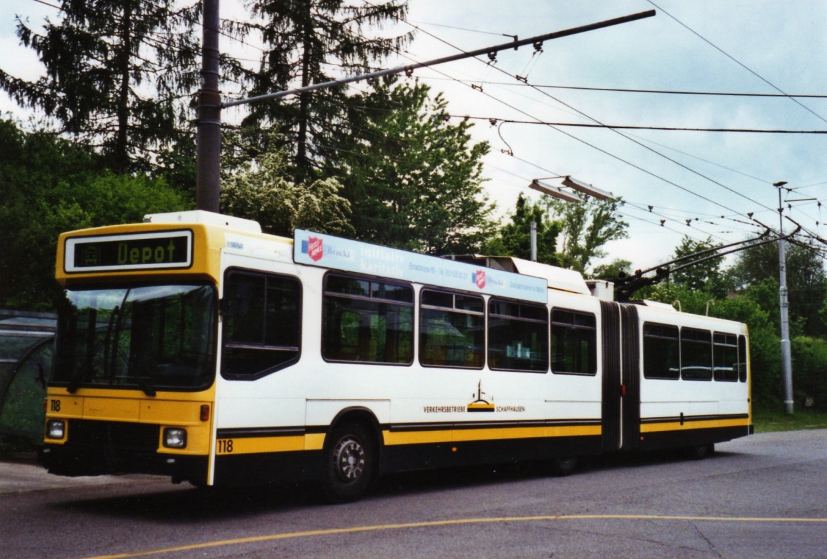(126'236) - VBSH Schaffhausen - Nr. 118 - NAW/Hess Gelenktrolleybus am 16. Mai 2010 in Schaffhausen, Busdepot