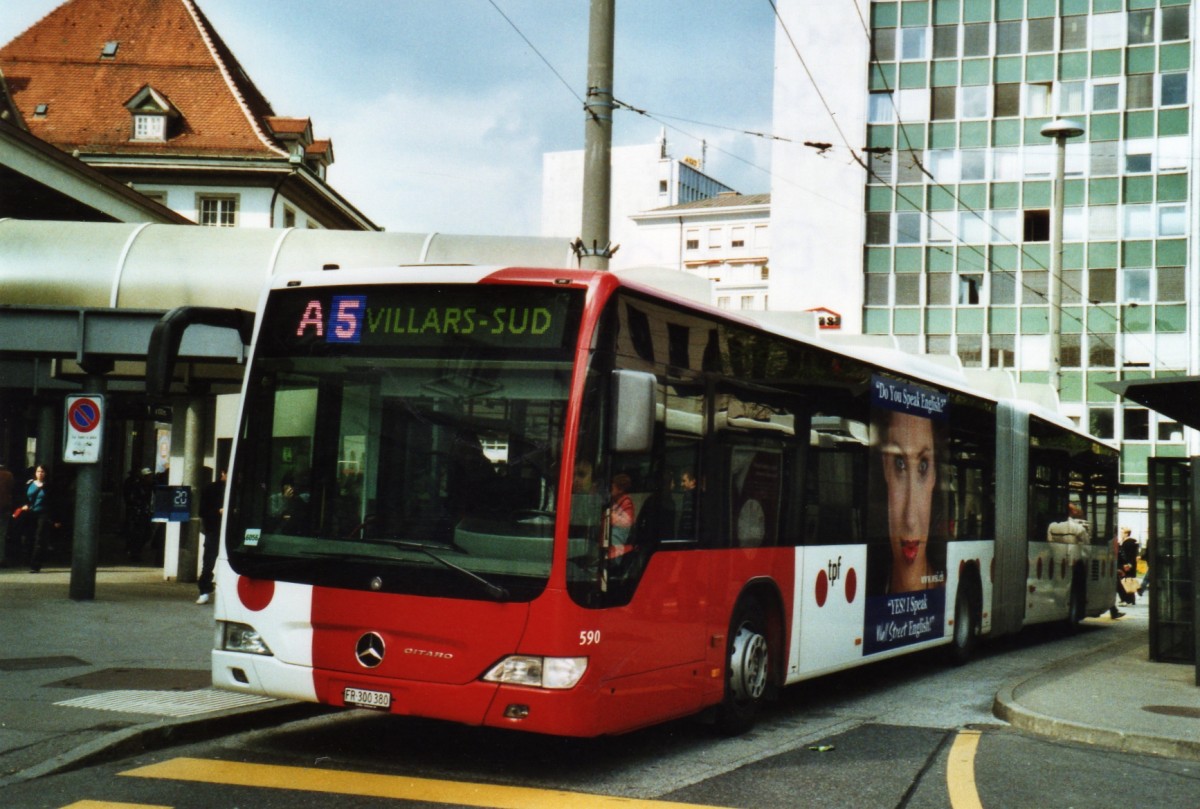(126'419) - TPF Fribourg - Nr. 590/FR 300'380 - Mercedes am 19. Mai 2010 beim Bahnhof Fribourg