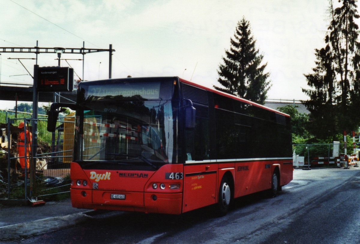 (126'919) - Dysli, Bern - Nr. 463/BE 483'463 - Neoplan am 14. Juni 2010 beim Bahnhof Niederwangen