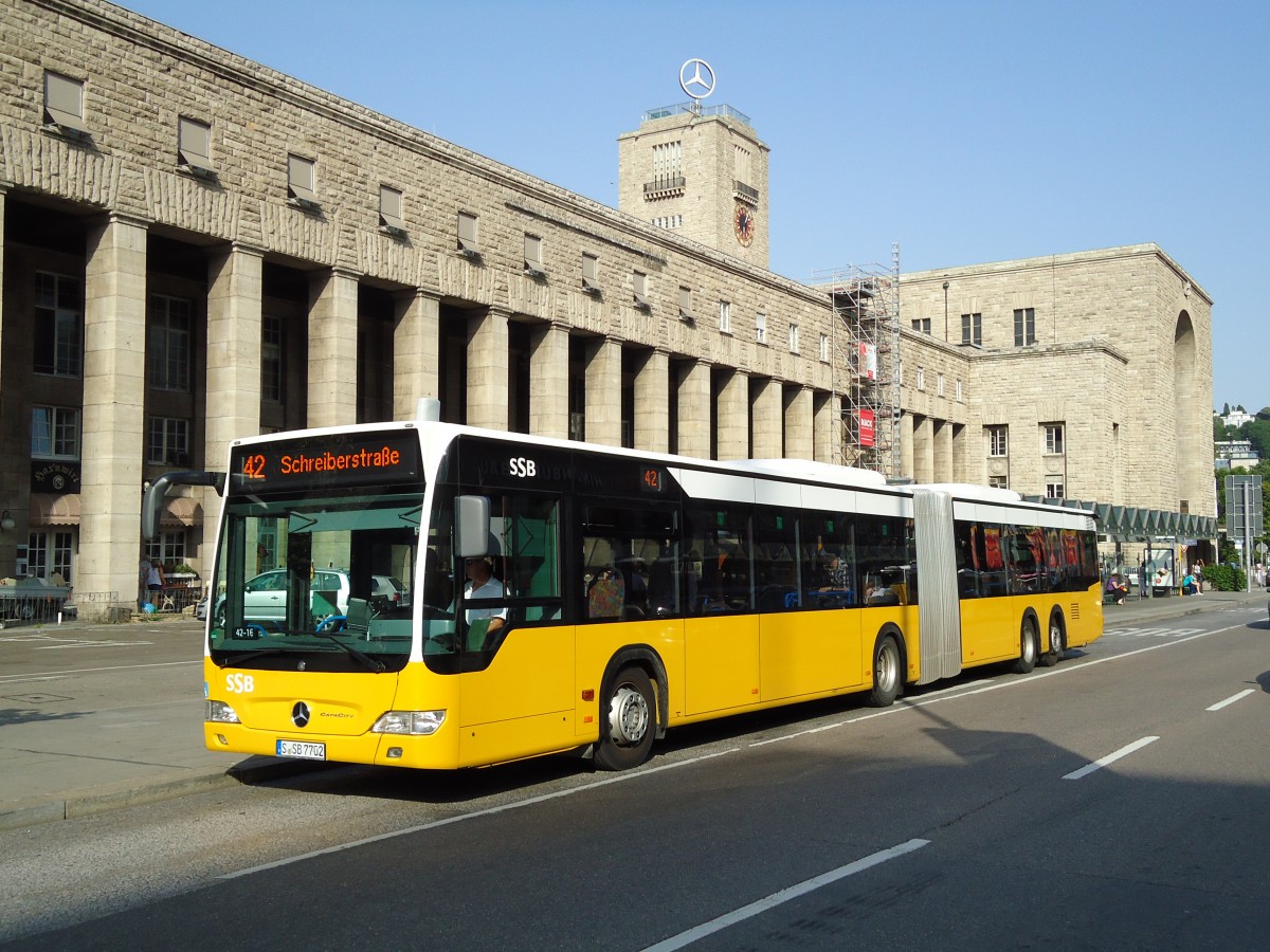 (127'932) - SSB Stuttgart - S-SB 7702 - Mercedes am 10. Juli 2010 beim Hauptbahnhof Stuttgart