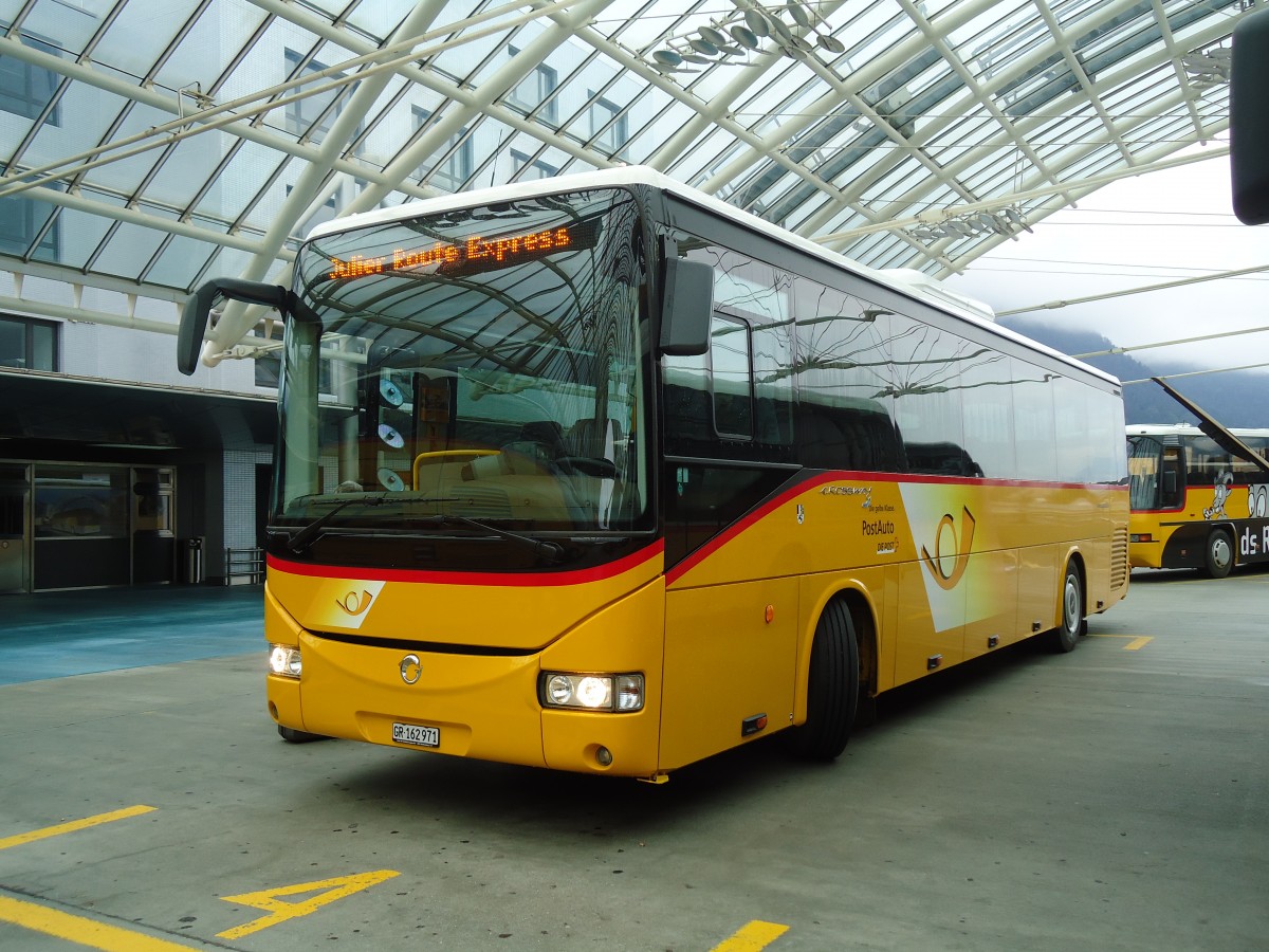 (129'759) - PostAuto Graubnden - GR 162'971 - Irisbus am 18. September 2010 in Chur, Postautostation