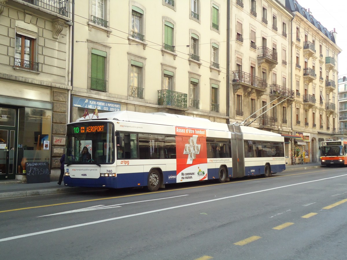 (132'866) - TPG Genve - Nr. 740 - Hess/Hess Gelenktrolleybus am 10. Mrz 2011 in Genve, Jonction