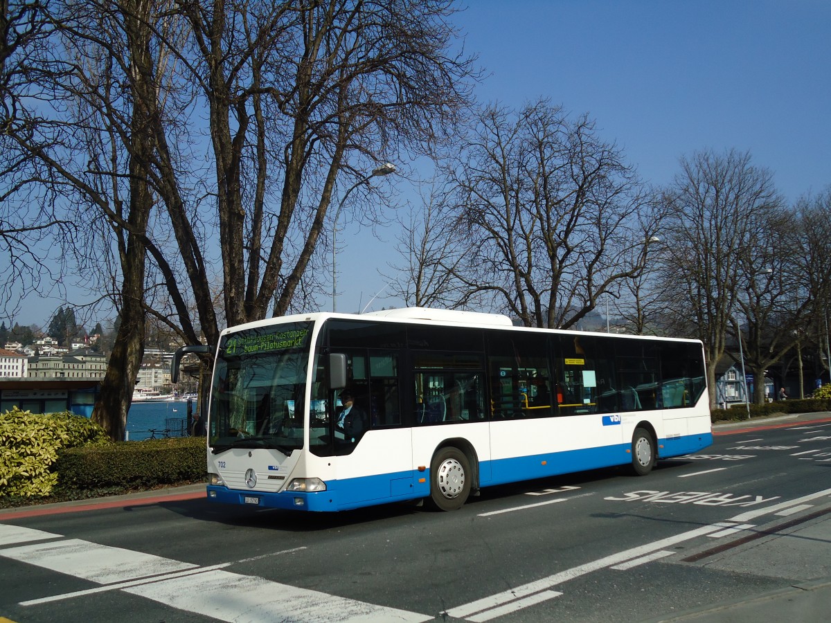 (133'026) - Heggli, Kriens - Nr. 702/LU 15'790 - Mercedes am 11. Mrz 2011 beim Bahnhof Luzern