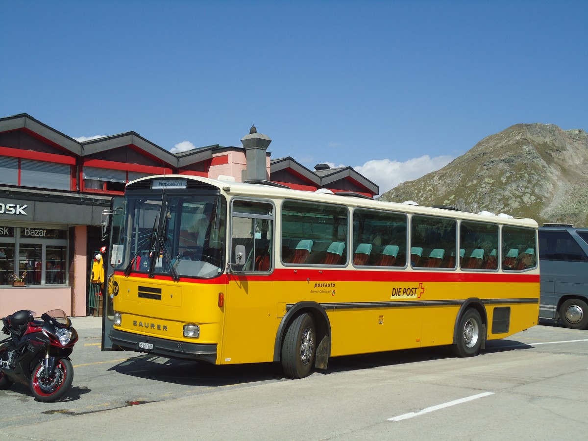 (135'699) - AVG Meiringen - Nr. 74/BE 607'481 - Saurer/R&J (ex P 24'357) am 21. August 2011 in Nufenen, Passhhe