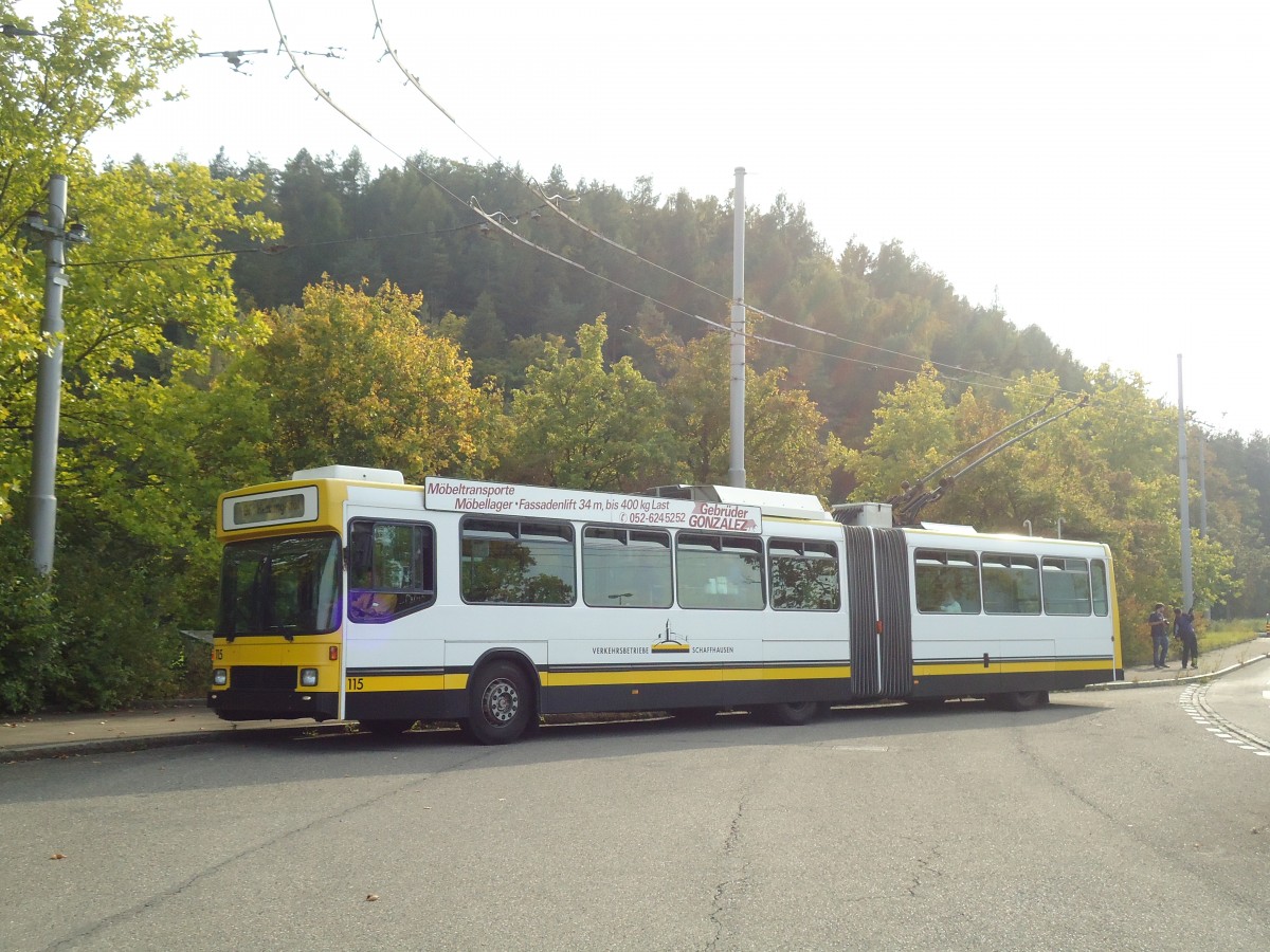 (136'224) - VBSH Schaffhausen - Nr. 115 - NAW/Hess Gelenktrolleybus am 25. September 2011 in Schaffhausen, Herblingertal
