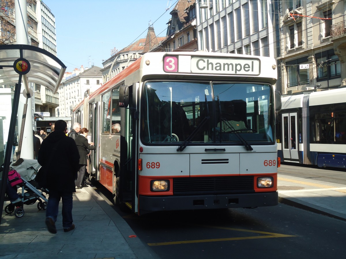 (138'283) - TPG Genve - Nr. 689 - NAW/Hess Gelenktrolleybus am 9. Mrz 2012 in Genve, Coutance