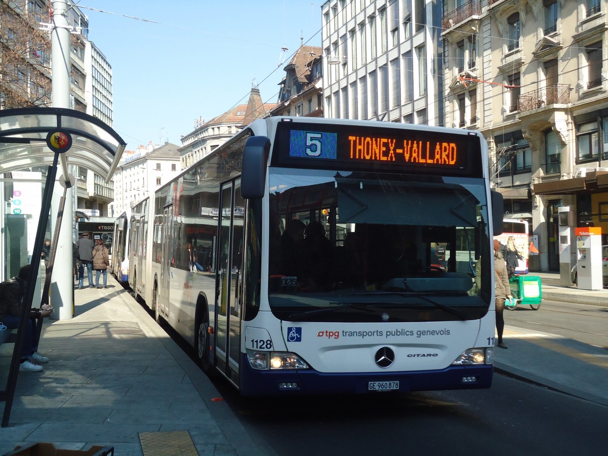 (138'289) - TPG Genve - Nr. 1128/GE 960'878 - Mercedes am 9. Mrz 2012 in Genve, Coutance