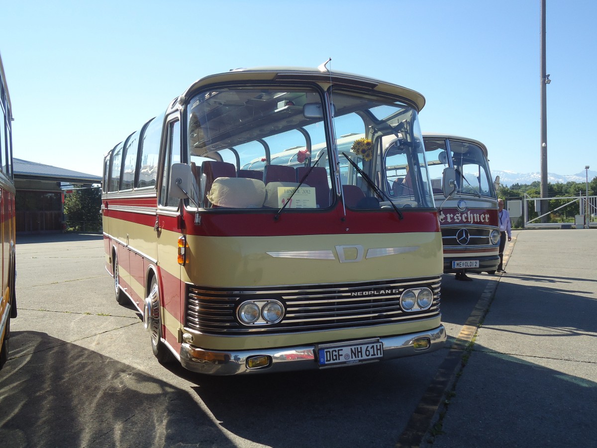 (139'516) - Aus Deutschland: Auwrter Museum, Stuttgart - DGF-NH 61H - Neoplan am 16. Juni 2012 in Hinwil, AMP