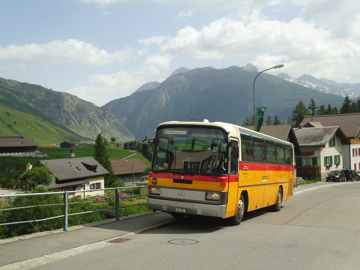 (140'253) - Mattli, Wassen - UR 9107 - Mercedes am 1. Juli 2012 in Hospental, Reussbrcke