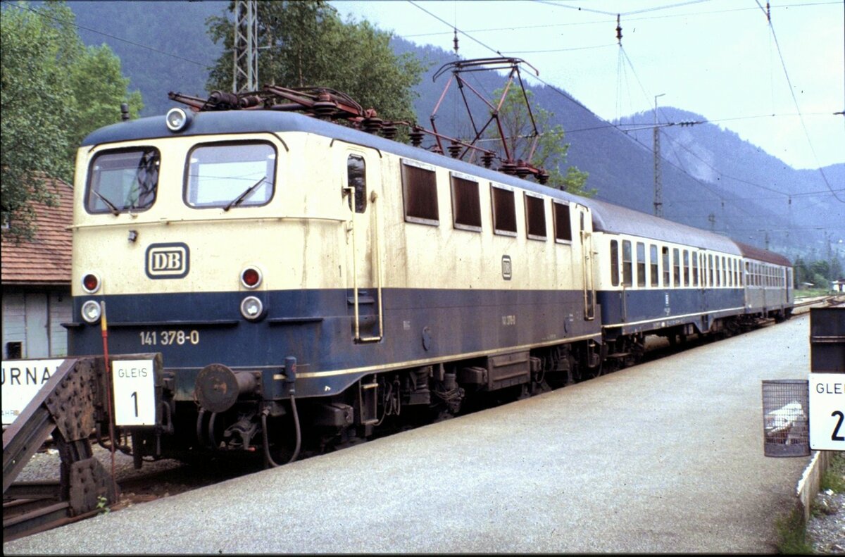 141 378-0 in Oberammergau am 02.07.1983.