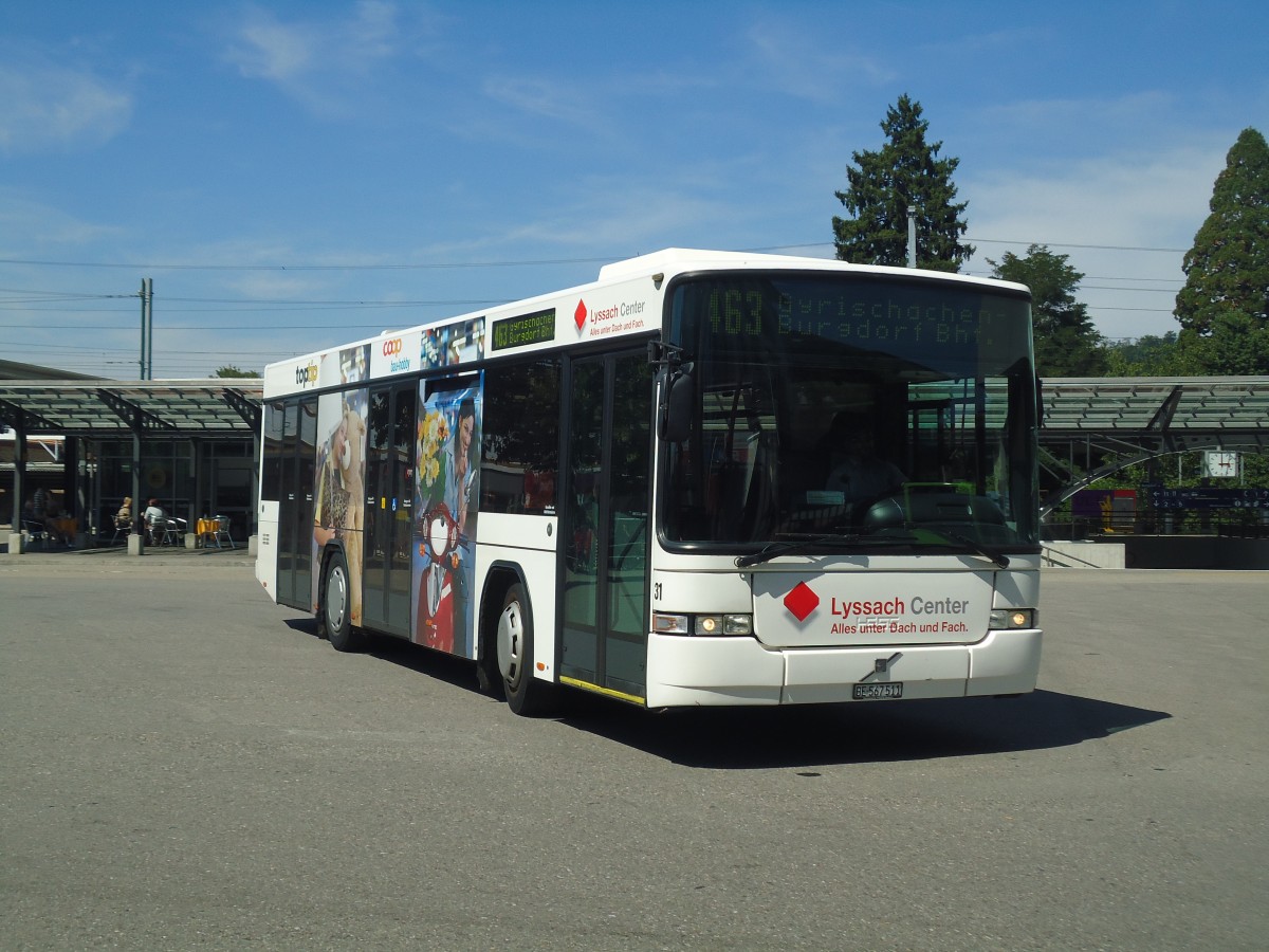 (141'124) - Busland, Burgdorf - Nr. 31/BE 567'511 - Volvo/Hess (ex AAGK Koppigen Nr. 11) am 15. August 2012 beim Bahnhof Burgdorf