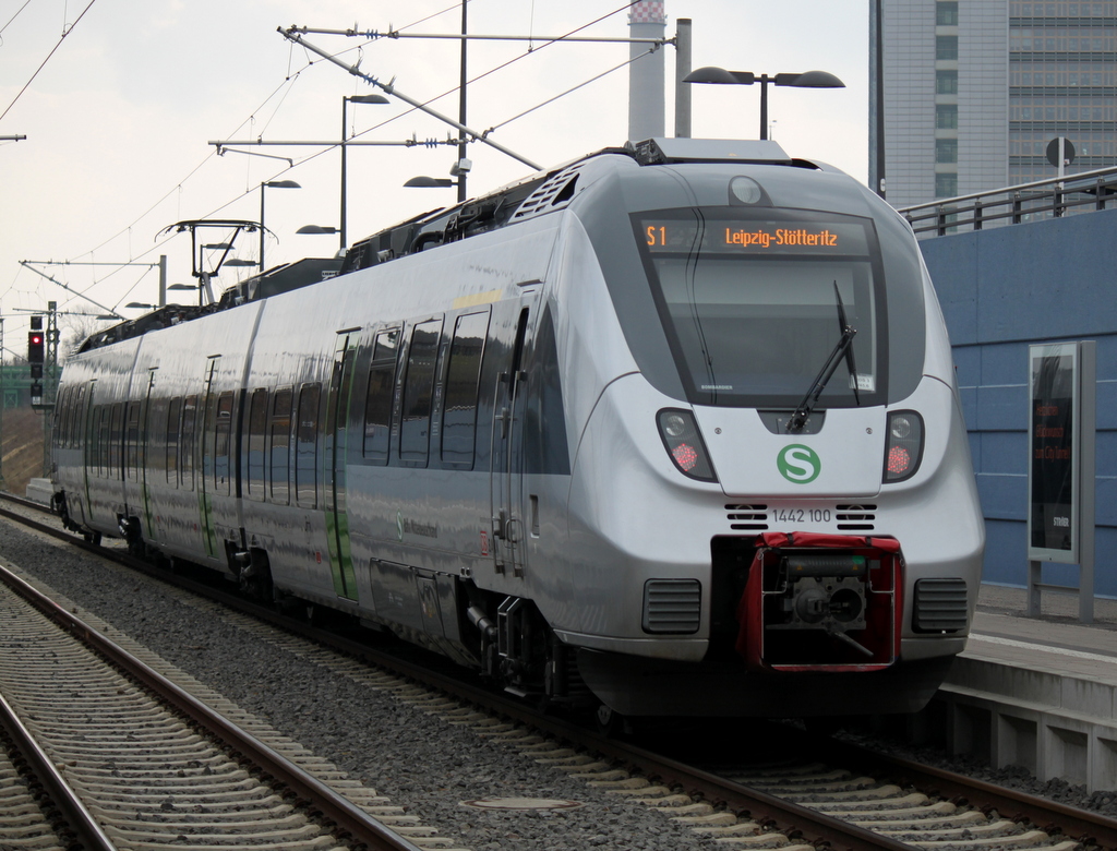 1442 100-2 als S 1 von Leipzig Messe nach Leipzig-Sttteritz im Haltepunkt Leipzig MDR.08.03.2014