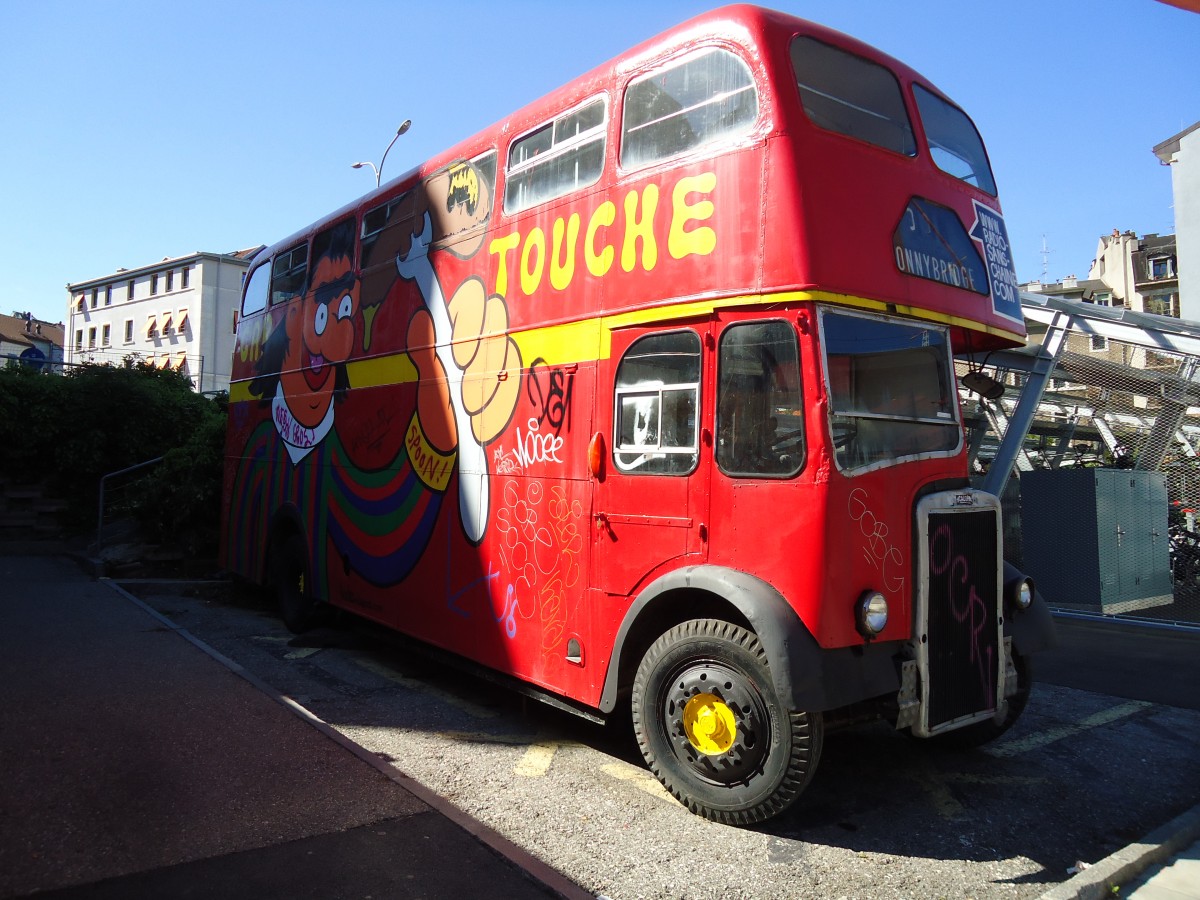 (144'762) - Car Touche, Genve - Leyland (ex Londonbus) am 27. Mai 2013 beim Bahnhof Genve