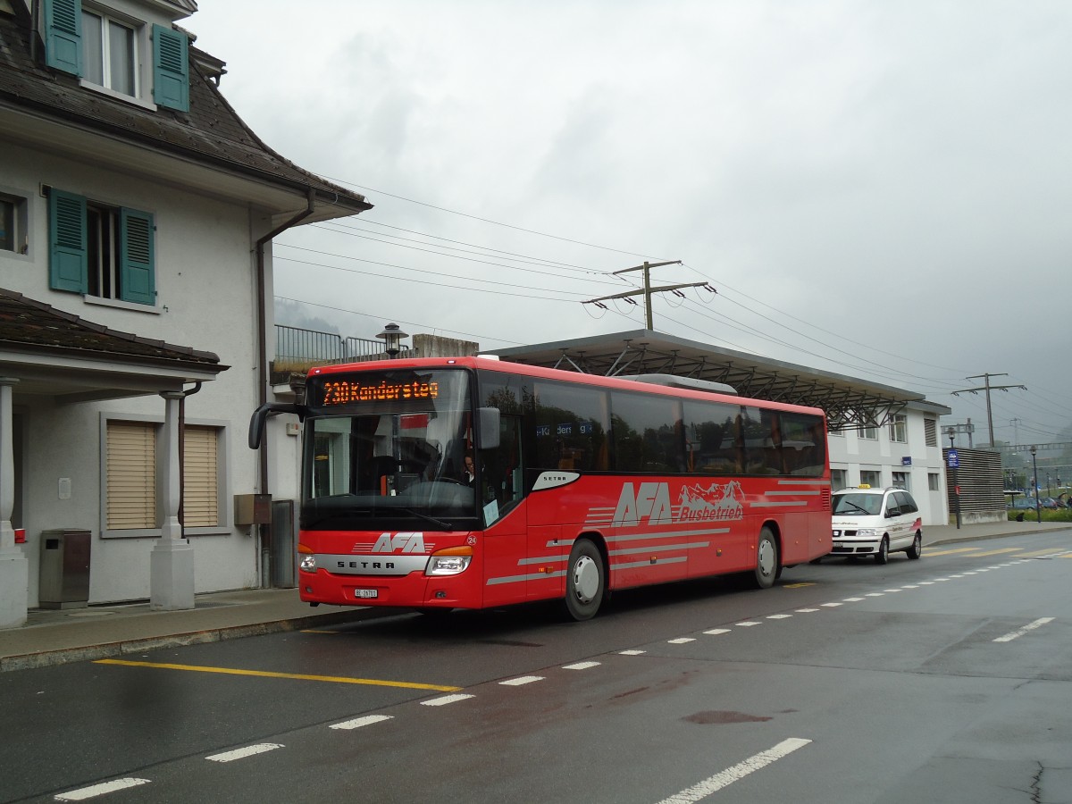 (144'804) - AFA Adelboden - Nr. 24/BE 26'701 - Setra am 2. Juni 2013 beim Bahnhof Frutigen