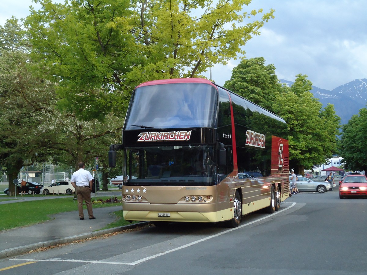 (145'058) - Zurkirchen, Malters - LU 169'911 - Neoplan am 15. Juni 2013 in Thun, Lachen