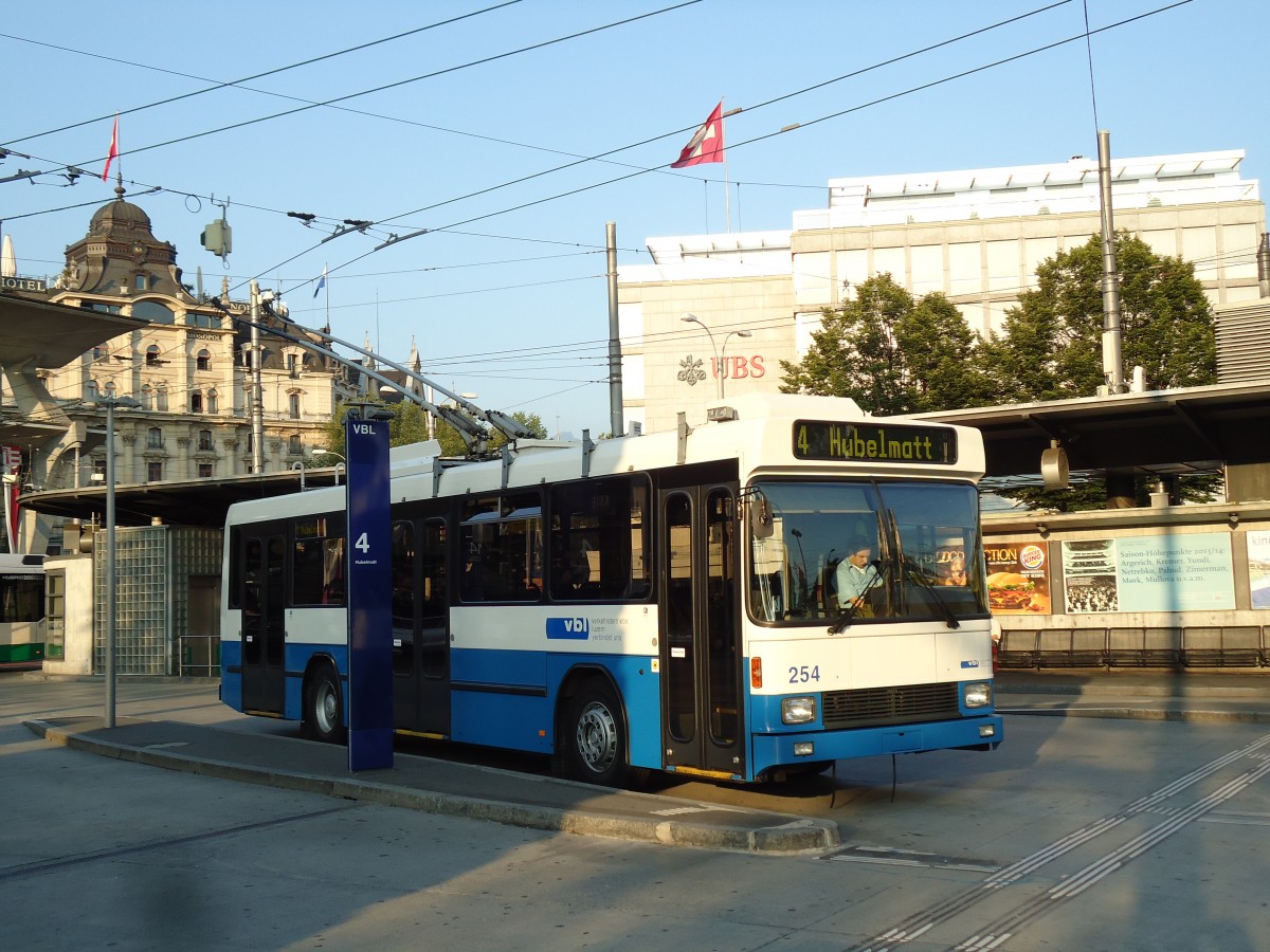 (145'798) - VBL Luzern - Nr. 254 - NAW/R&J-Hess Trolleybus am 20. Juli 2013 beim Bahnhof Luzern